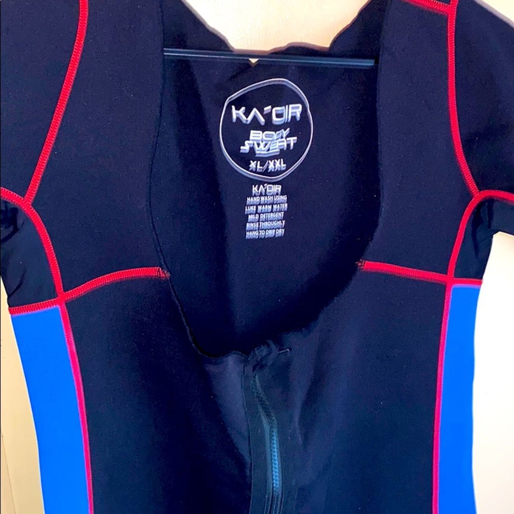Kaoir body sweat suit for extra calorie burning